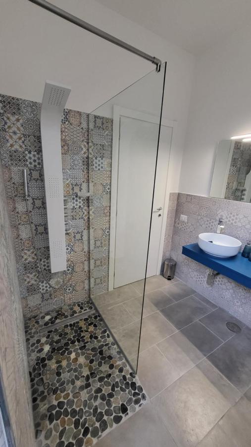 La Casa Di Bruno Suites เนเปิลส์ ภายนอก รูปภาพ
