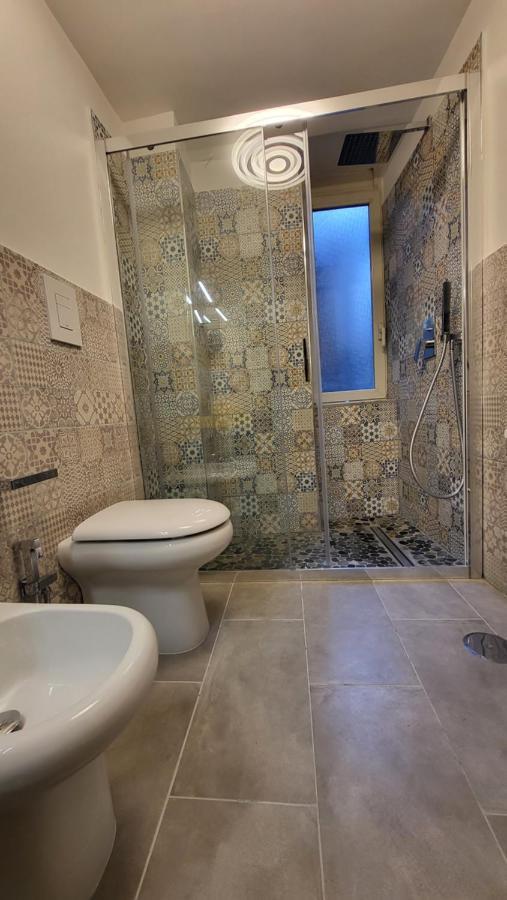 La Casa Di Bruno Suites เนเปิลส์ ภายนอก รูปภาพ